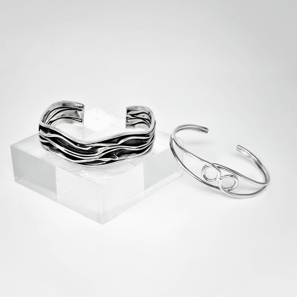 womens silver bangle
