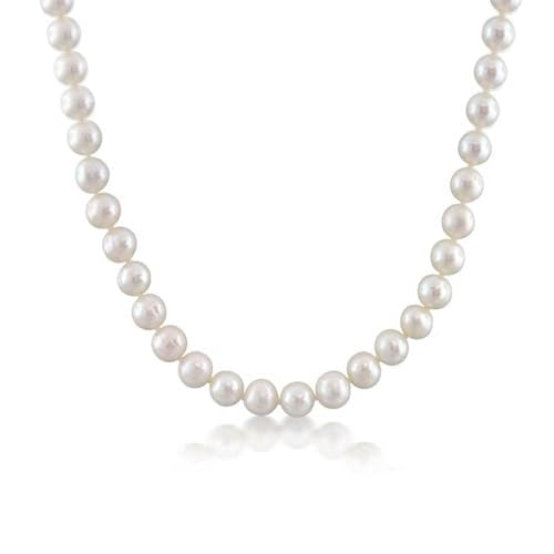 white pearl necklace
