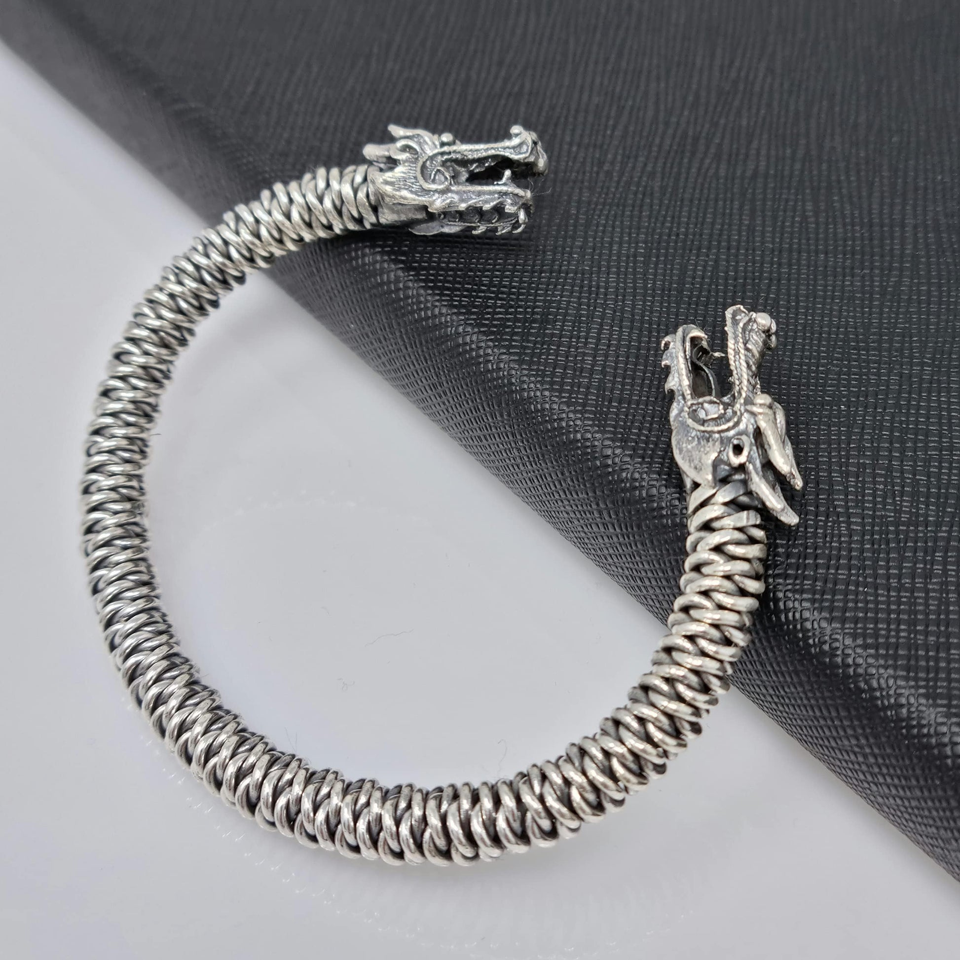 925 sterling silver dragon design bangle 