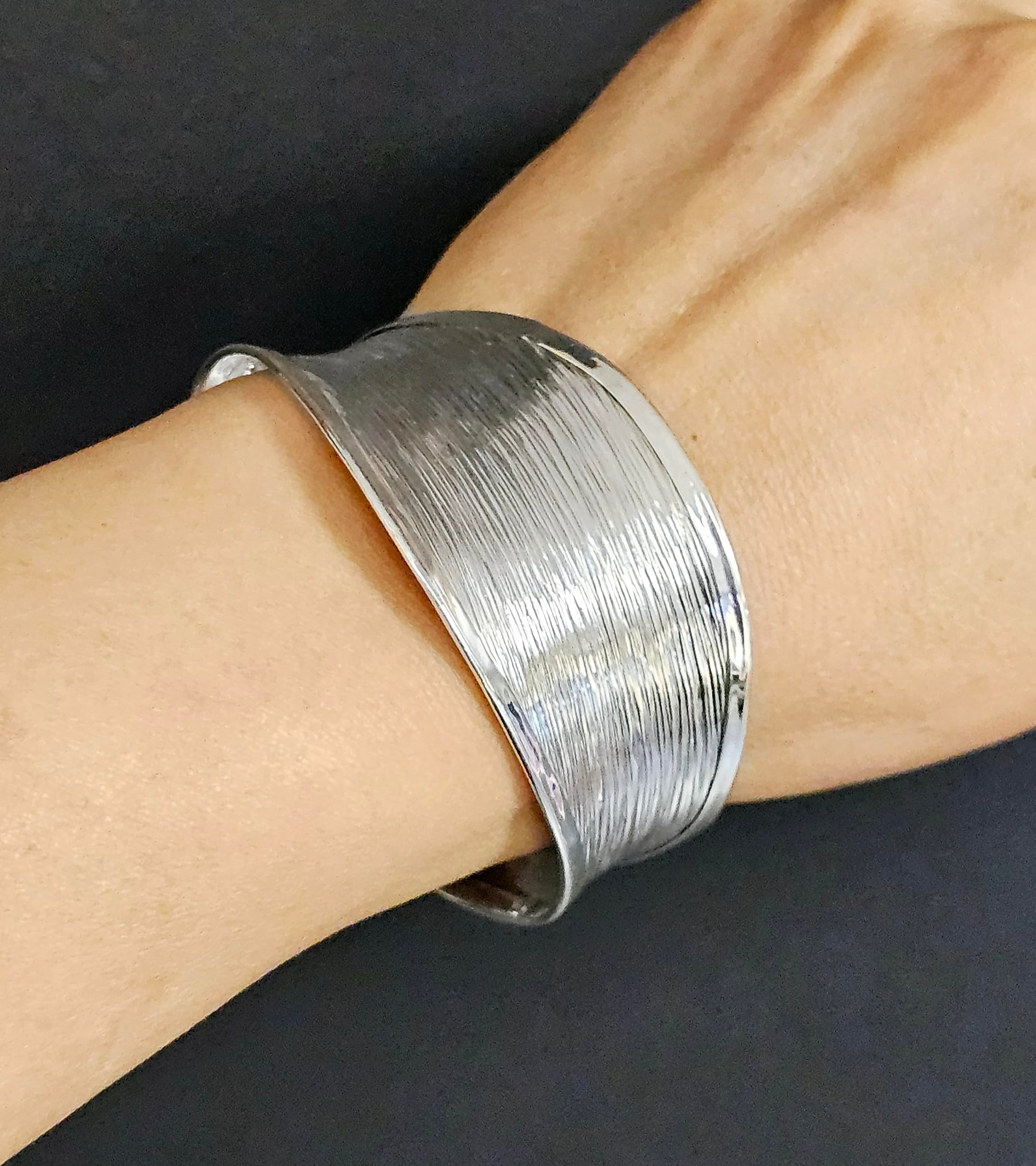 Chunky statement women's silver cuff